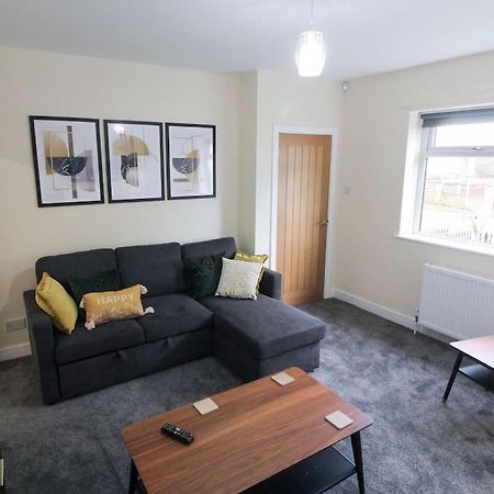 Modern 3 Bed, Contractors Welcome, Bradford Bradford  Exterior foto